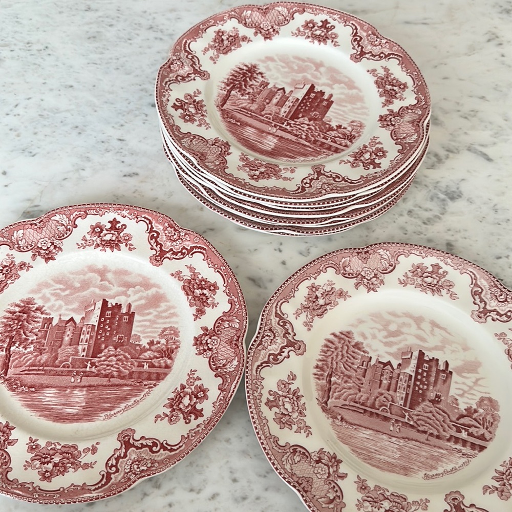10 plates